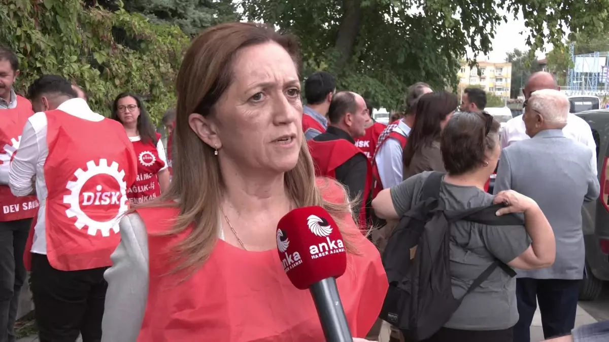 DİSK’ten AKP’ye Enflasyon Eleştirisi