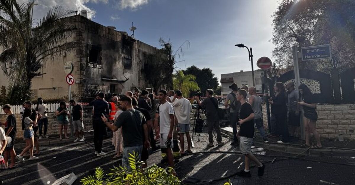 İsrail basını: Hizbullah’ın Hayfa’ya saldırısından bir milyon kişi etkilendi