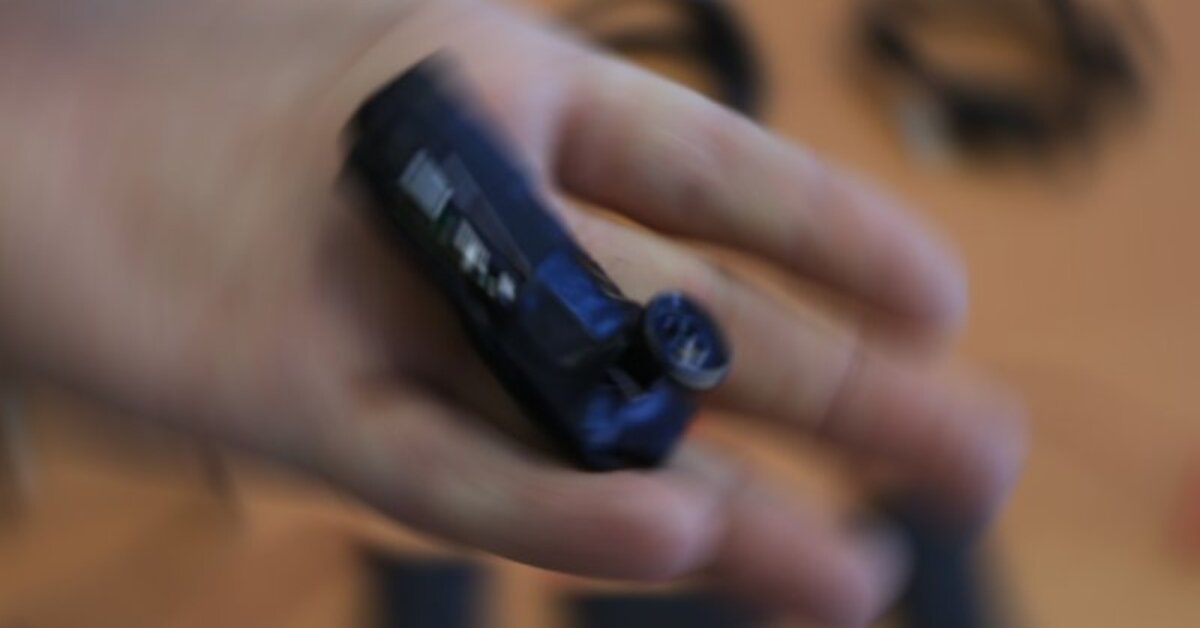 Sınavda kopya düzeneğiyle yakalandı!