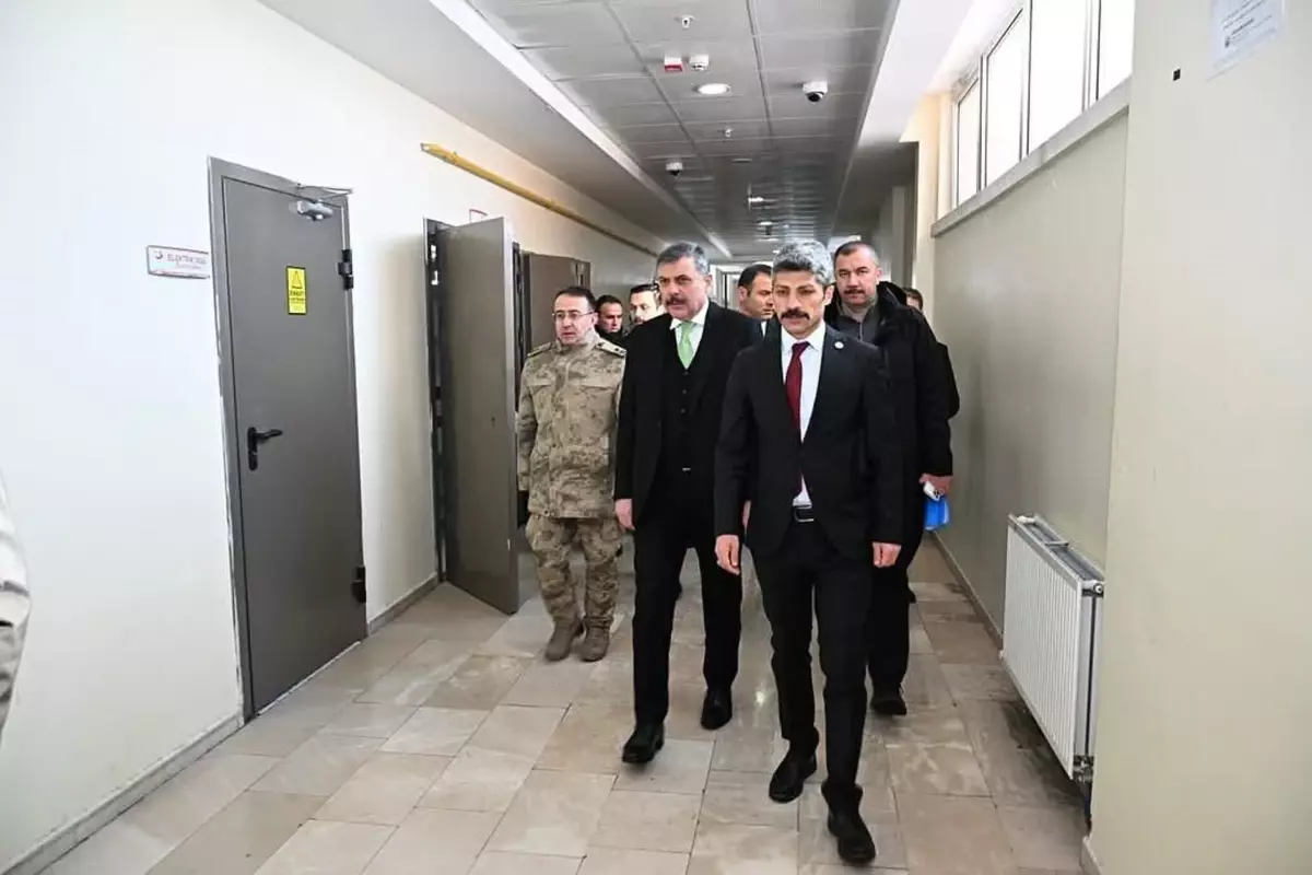 Erzurum’da Göçmen Kaçakçılığına Yönelik Operasyonlar Devam Ediyor